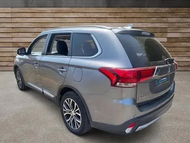 Used Mitsubishi Outlander 147 HP (108 kW) 2018 Grey SUV