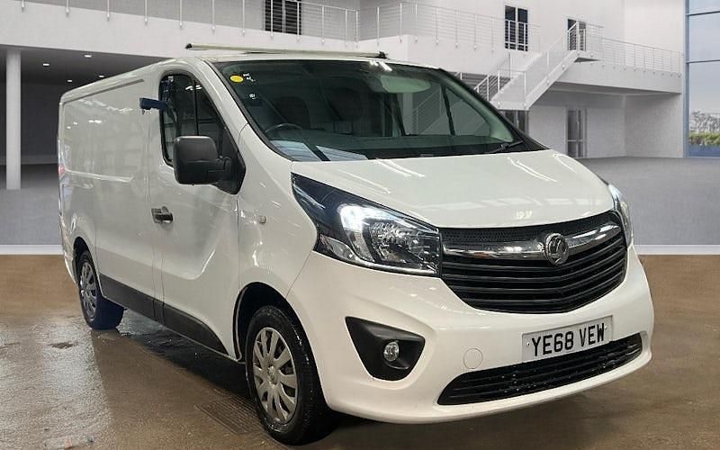 White Used 2018 Vauxhall Vivaro Sportive MPV | £6,990 (Good price) - Image 1/4