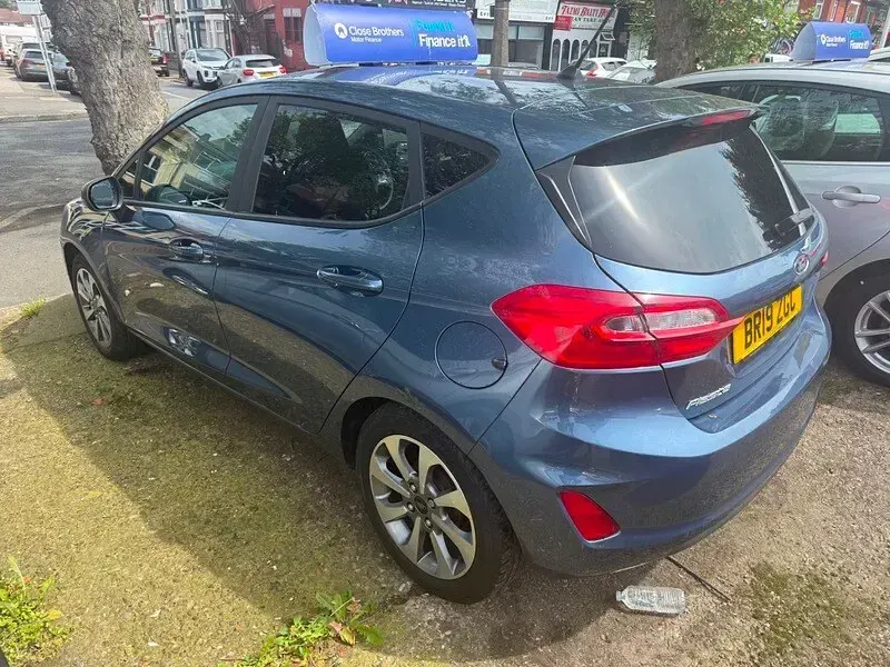 Used Ford Fiesta Trend 85 HP (62 kW) 2019 Blue Hatchback