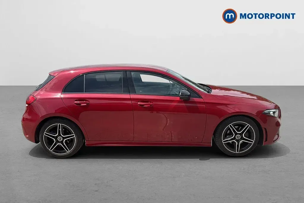 Used Mercedes A180 Executive 136 HP (100 kW) 2022 Red Hatchback