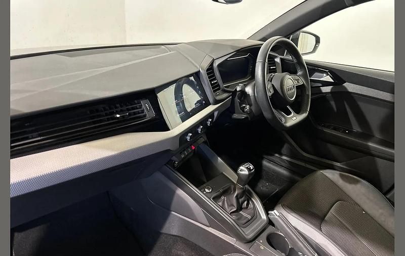 Used Audi A1 Black Edition 108 HP (79 kW) 2022 Black Hatchback