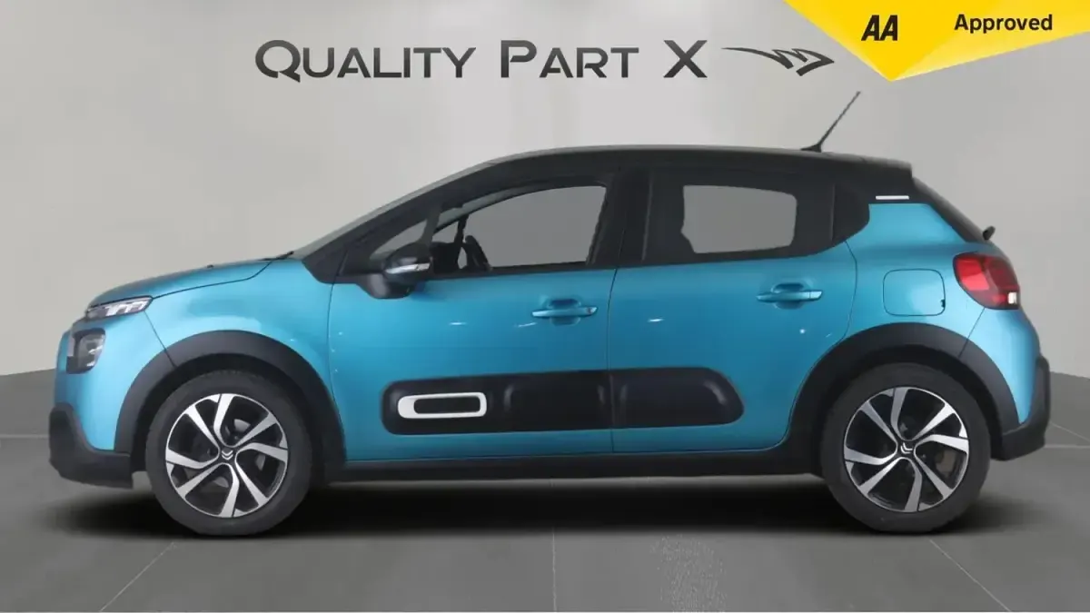 Used Citroën C3 PureTech 110 HP (80 kW) 2023 Blue Hatchback