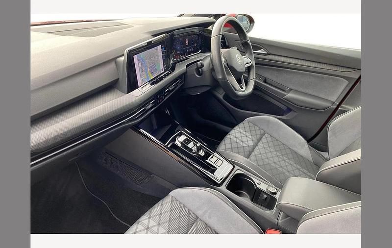 Used VW Golf VIII R-line 150 HP (110 kW) 2024 Red Hatchback