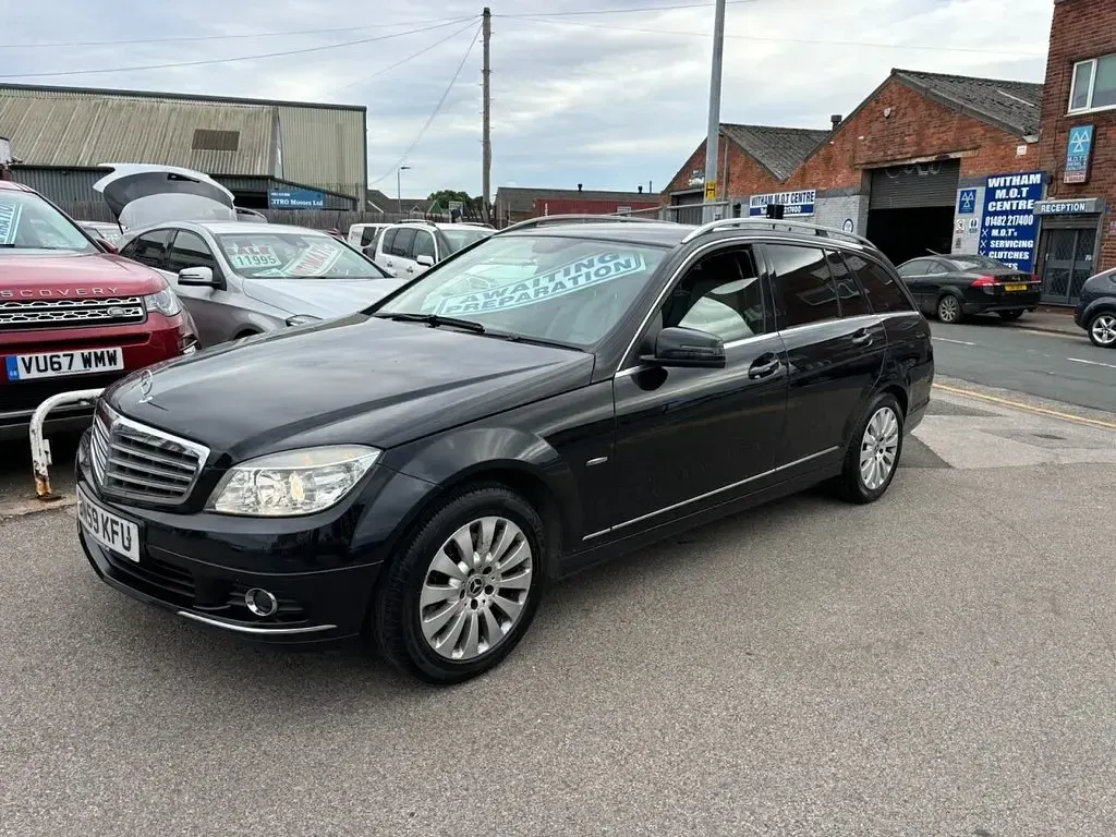 Used Mercedes C220 Elegance 2009 Black Estate