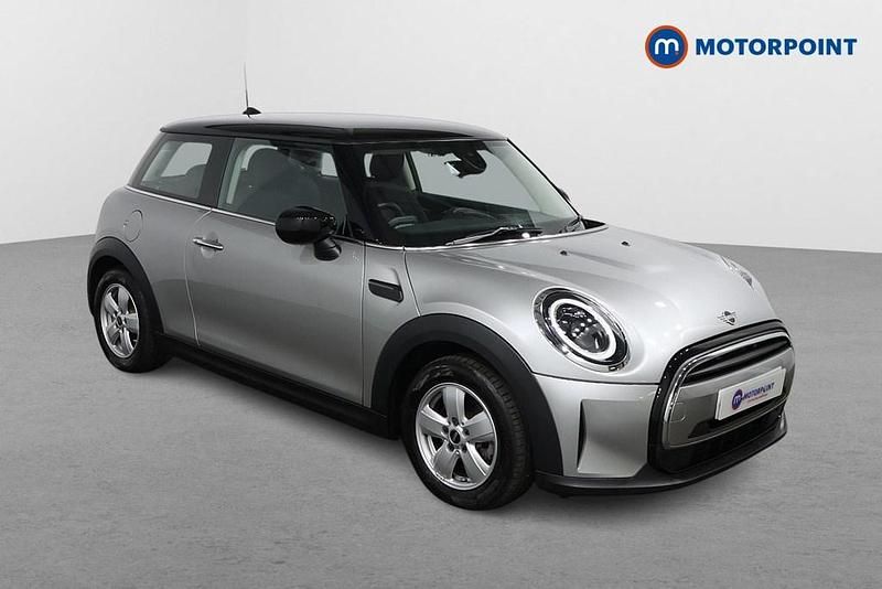 Silver Used 2023 Mini Cooper Classic Hatchback | £19,349 (Fair price) - Image 1/4