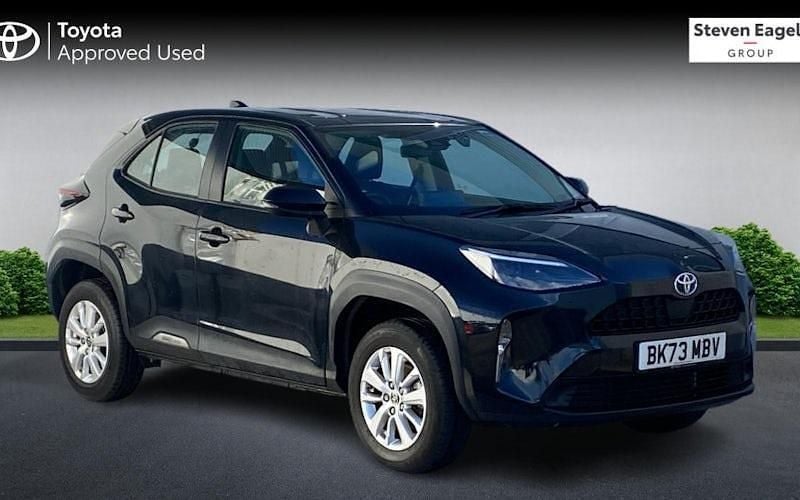 Used 2025 Toyota Yaris Hybrid Estate | £21,199 (Super price) - Image 1/3