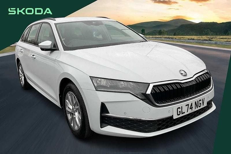 Used Skoda Octavia SE Technology 150 HP (110 kW) 2024 White Estate