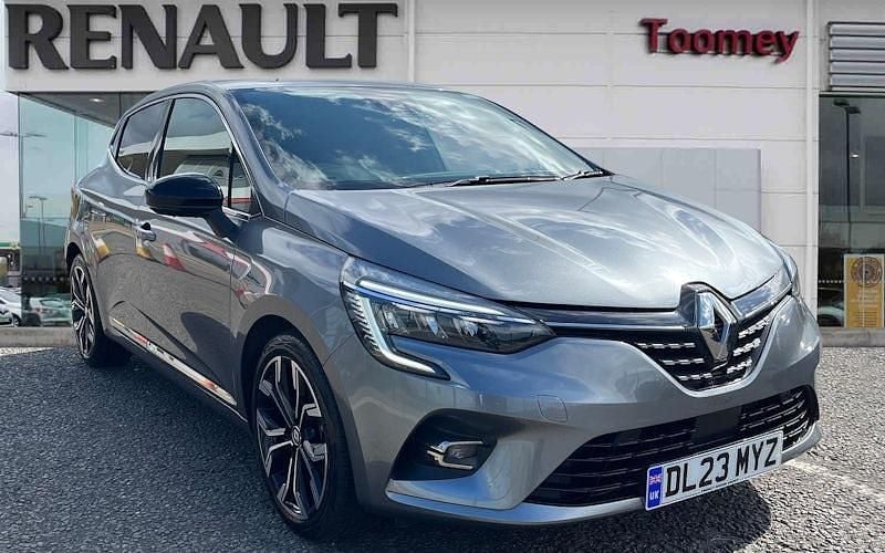 Used 2022 Renault Clio V Techno Hatchback | £16,495 (Fair price) - Image 1/4