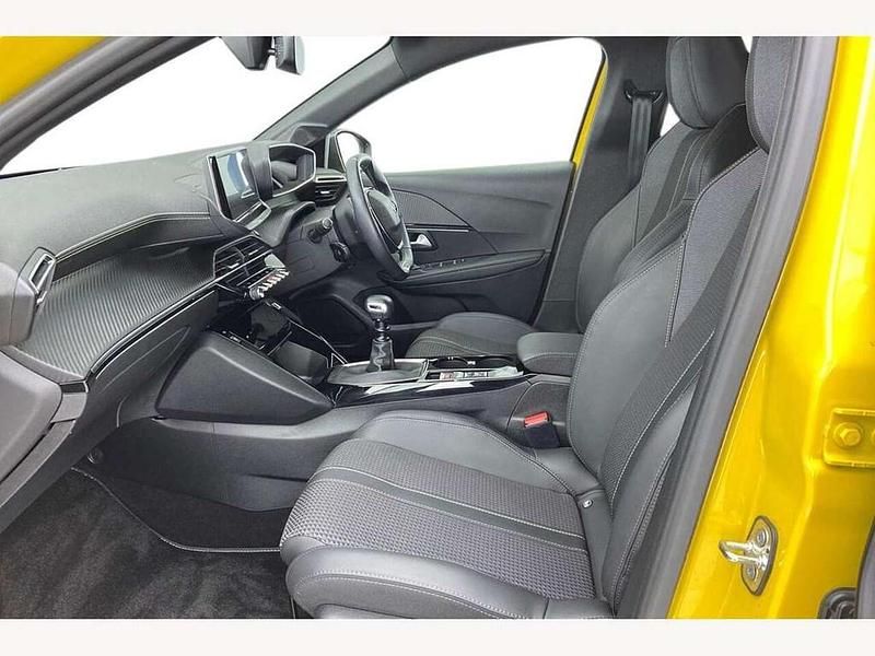 Used Peugeot 208 GTi 101 HP (74 kW) 2022 Yellow Hatchback