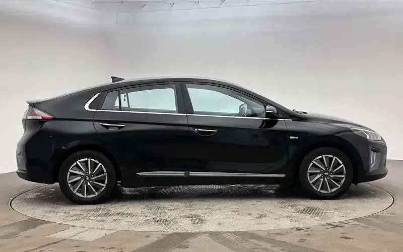 Used Hyundai Ioniq Premium 100 kW (136 HP) 2020 Black Hatchback