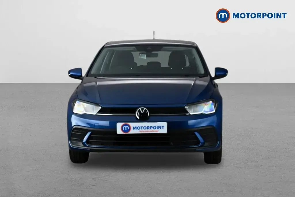 Begagnad VW Polo Life 2024 Blå Halvkombi