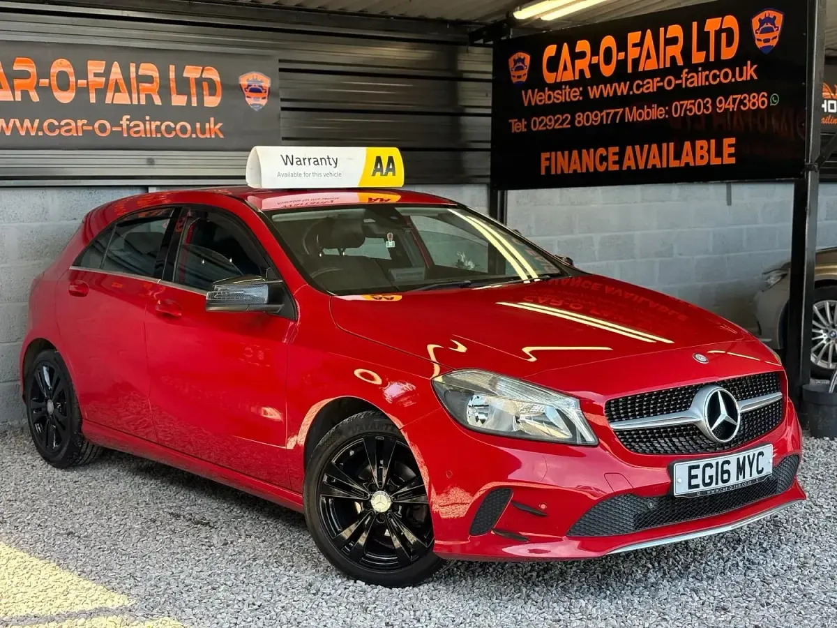 Used Mercedes A180 2016 Red Hatchback