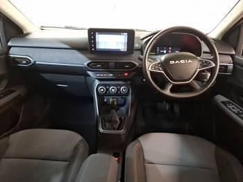 Used Dacia Jogger Extreme 140 HP (102 kW) 2024 Brown MPV