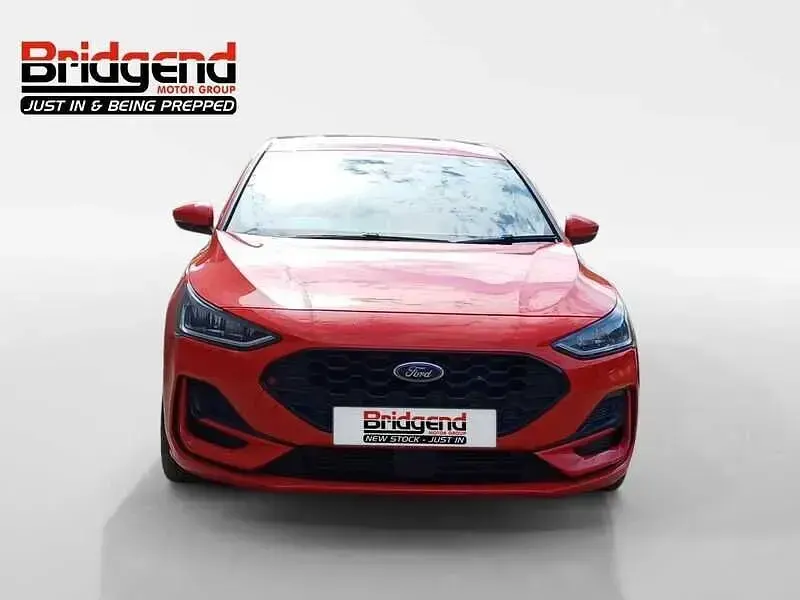 Used Ford Focus ST-Line 2023 Red Hatchback