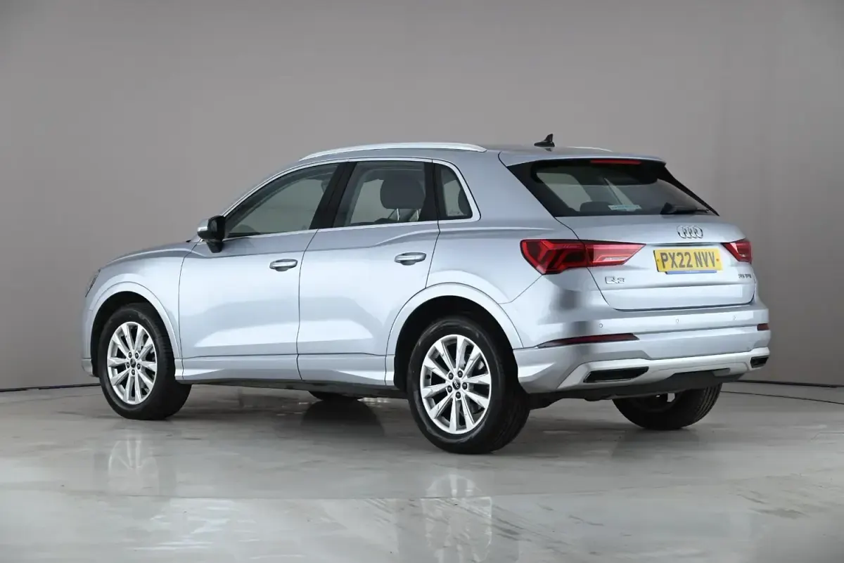 Usado Audi Q3 Sport 2022 Prateado SUV