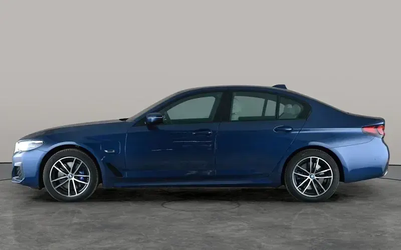 Used BMW 530e M Sport 292 HP (214 kW) 2022 Blue Sedan