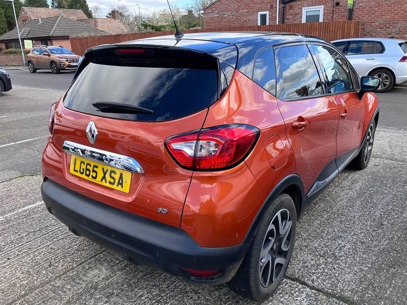 Second-hand Renault Captur Dynamique 90 CP (66 kW) 2015 Portocaliu SUV