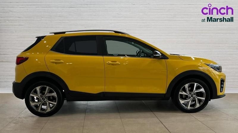 Used Kia Stonic GT-Line 118 HP (86 kW) 2023 Yellow SUV