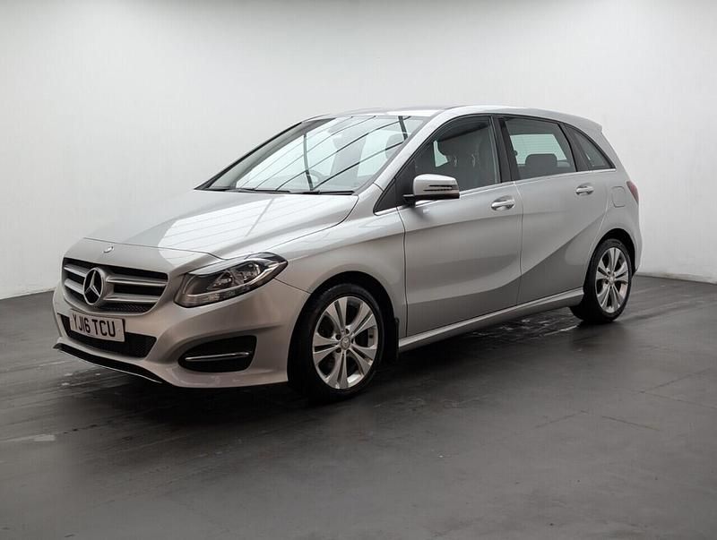 Used Mercedes B200 136 HP (100 kW) 2016 Silver MPV