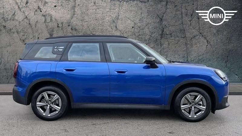 Used Mini Countryman 215 HP (158 kW) 2025 Blue SUV