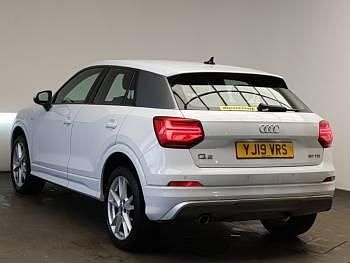 Begagnad Audi Q2 S-Line 116 HK (85 kW) 2019 Vit SUV