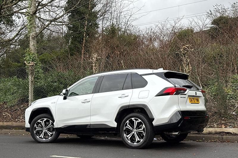 Used Suzuki Across 302 HP (222 kW) 2025 White SUV