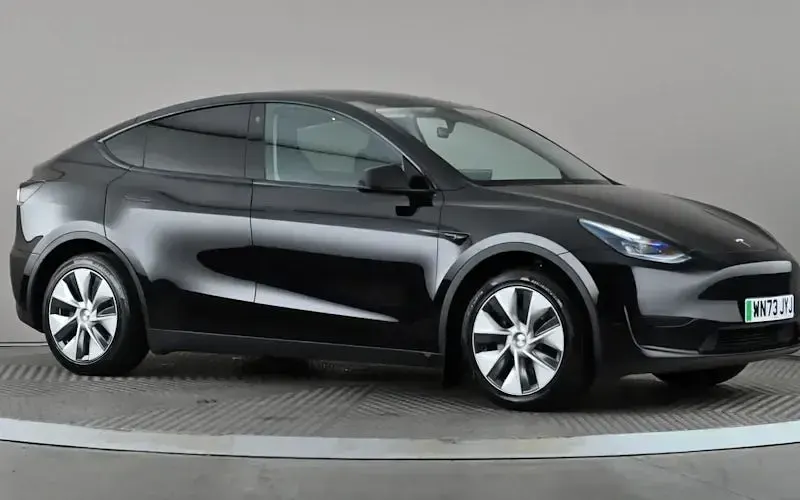 Used Tesla Model Y Standard Range 219 kW (299 HP) 2024 SUV