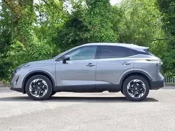 Used Nissan Qashqai N-Connecta 140 HP (102 kW) 2025 Grey SUV