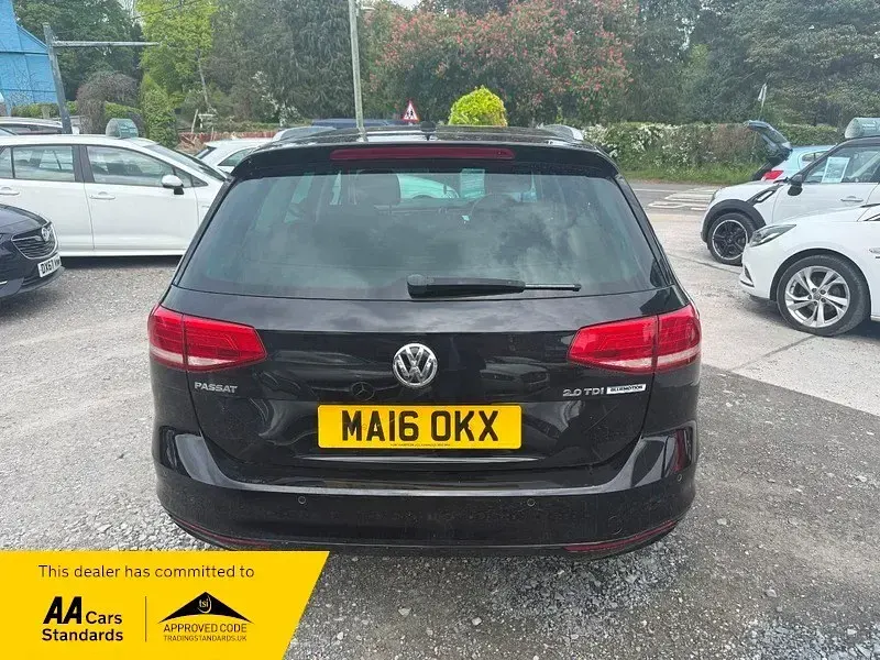 Usado VW Passat Business 190 CV (139 kW) 2016 Negro Familiar