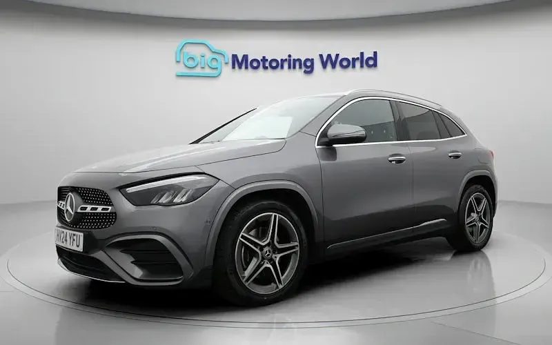 Usado Mercedes GLA200 Executive 163 HP (119 kW) 2026 SUV