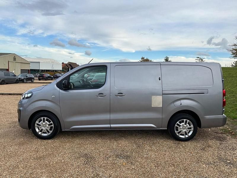 Used Vauxhall Vivaro Sportive 145 HP (106 kW) 2022 Grey MPV
