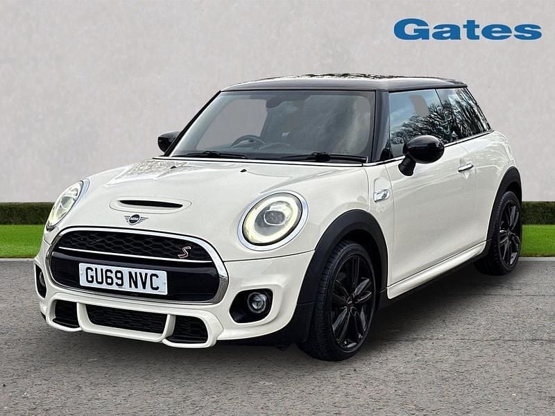 Used Mini Cooper S Hatch 2019 White Hatchback
