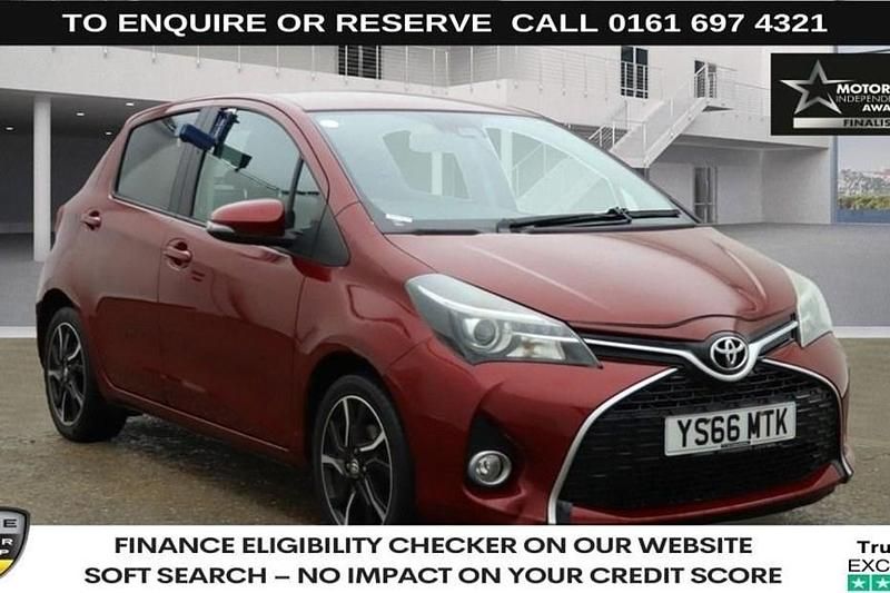 Used 2017 Toyota Yaris Design | £8,970 (A bit pricey) - Image 1/1