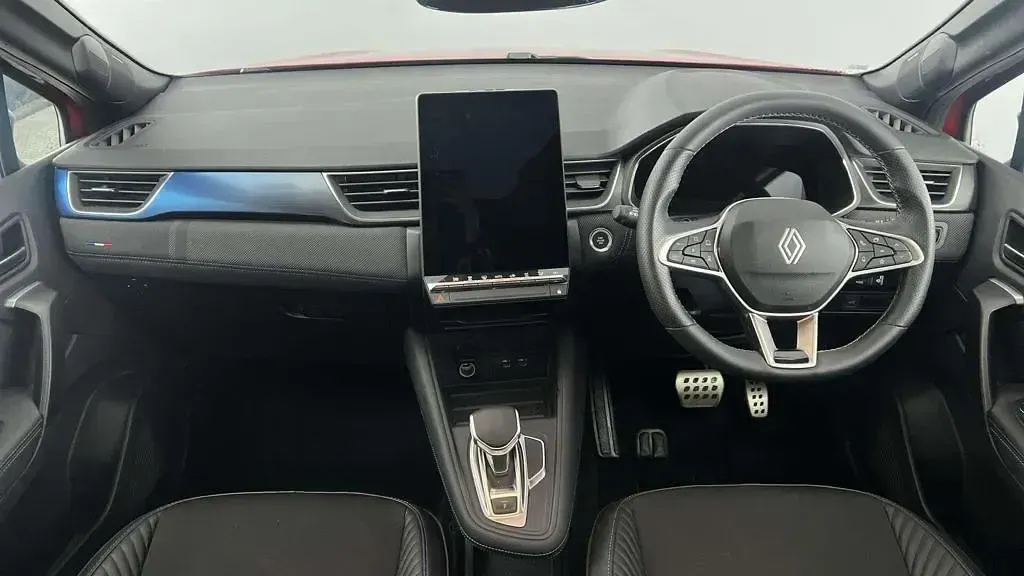 Used Renault Symbioz Iconic Esprit Alpine 143 HP (105 kW) 2025 Red  SUV