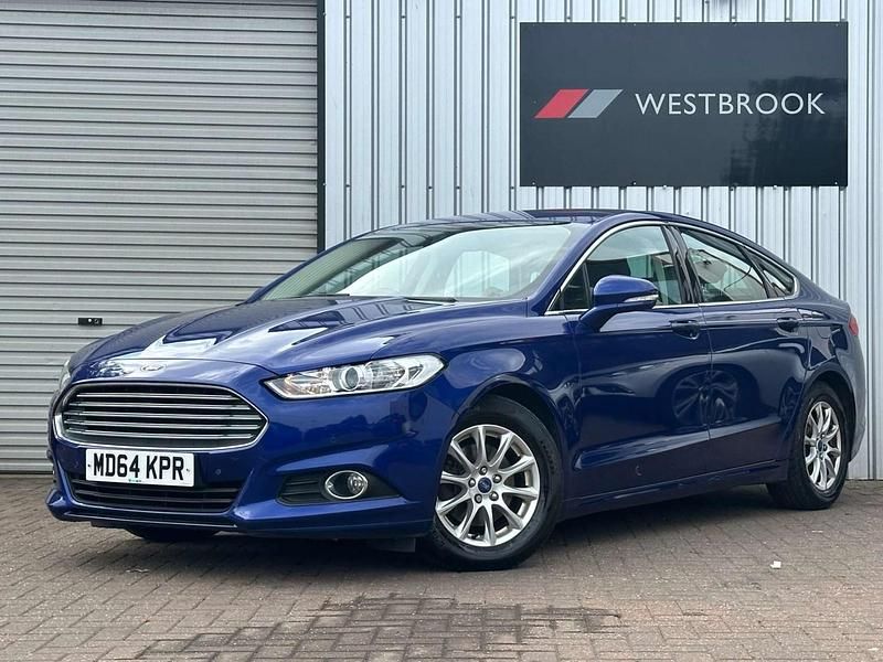 Blue Used 2015 Ford Mondeo Zetec Hatchback | £5,560 (Fair price) - Image 1/4