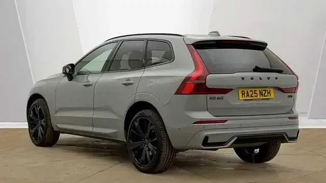 Used Volvo XC60 Plus 247 HP (181 kW) 2026 SUV