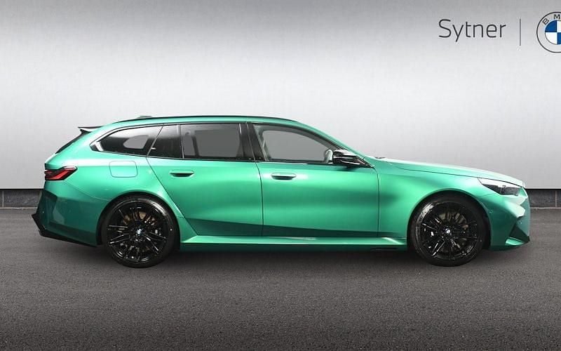 New BMW M5 727 HP (534 kW) 2026 Estate