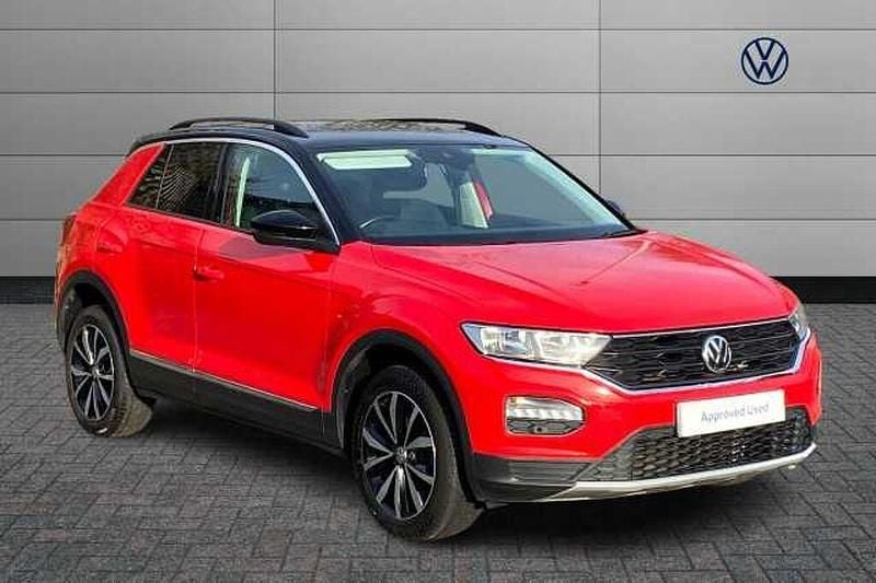 Red Used 2019 VW T-Roc Design SUV | £13,750 (Good price) - Image 1/4