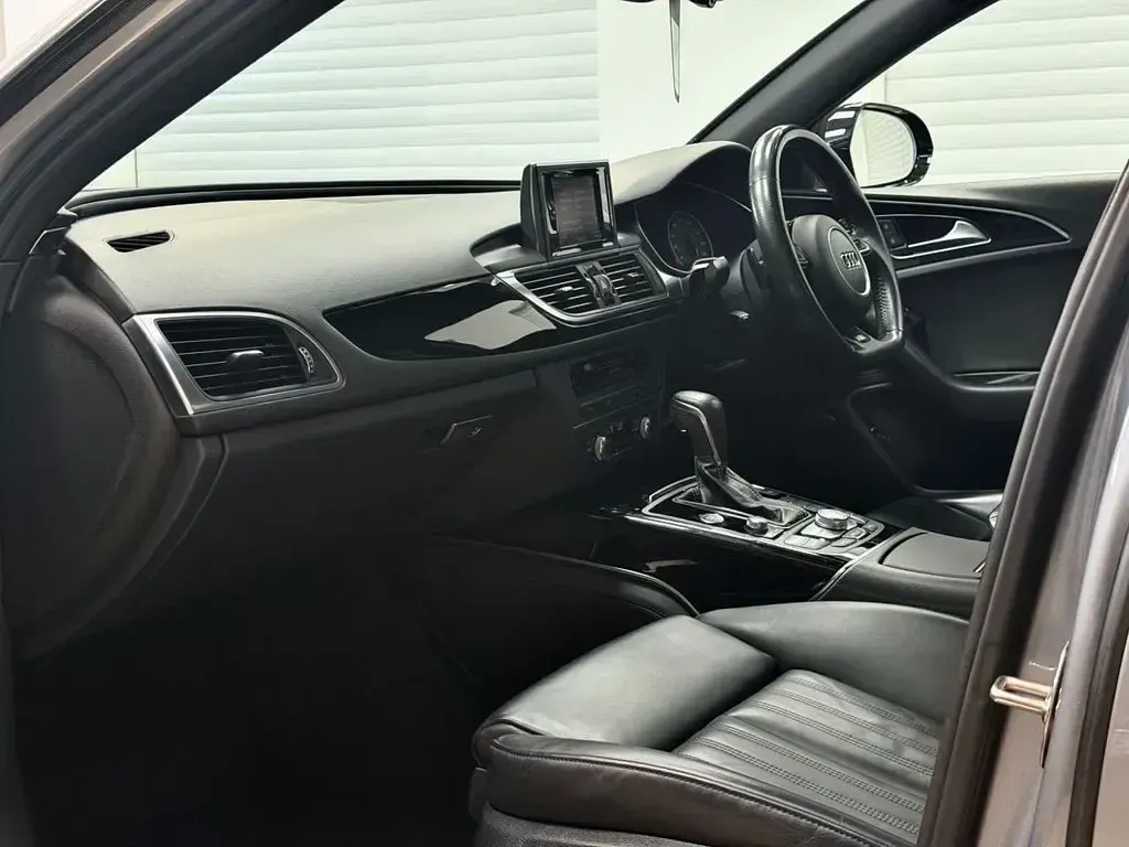 Used Audi A6 Black Edition 190 HP (139 kW) 2018 Grey Sedan