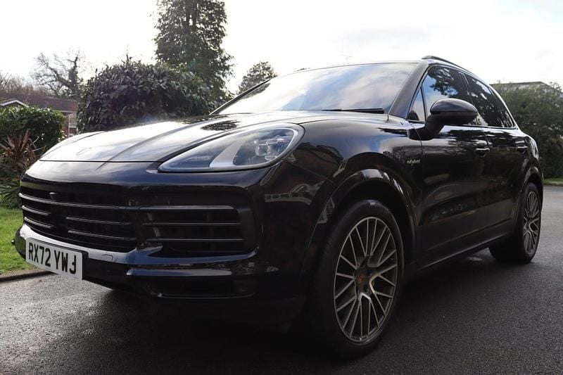 Used Porsche Cayenne Platinum Edition 2022 Blue SUV