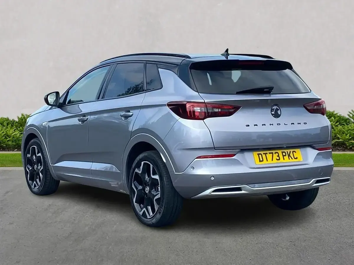 Used Vauxhall Grandland X Ultimate 130 HP (95 kW) 2024 Grey SUV