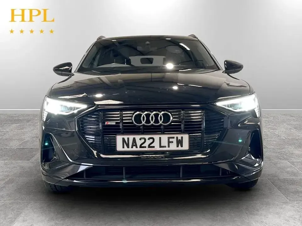 Used Audi e-tron Black Edition 11 kW (15 HP) 2022 Black SUV