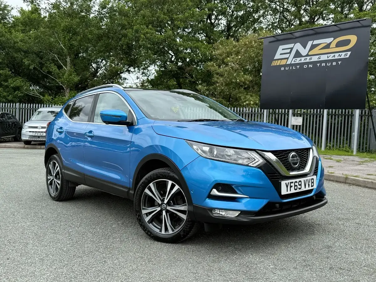 Used Nissan Qashqai N-Connecta 115 HP (84 kW) 2019 Blue SUV