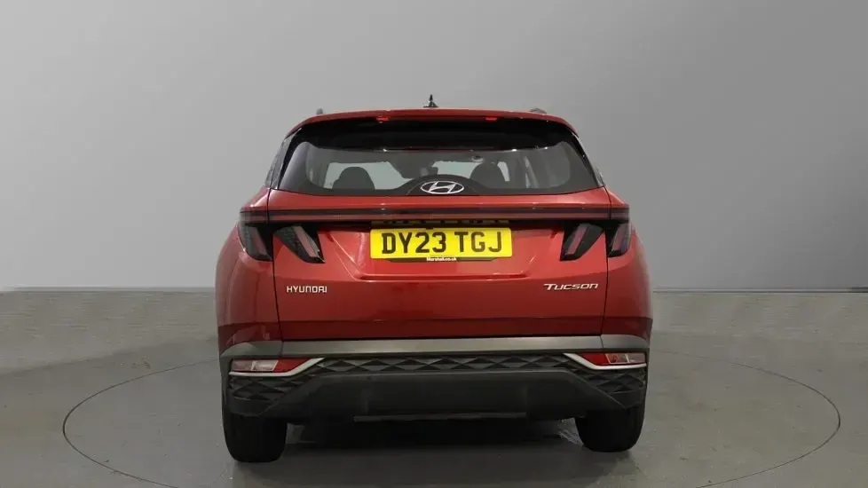 Used Hyundai Tucson SE 150 HP (110 kW) 2023 Sunset red SUV