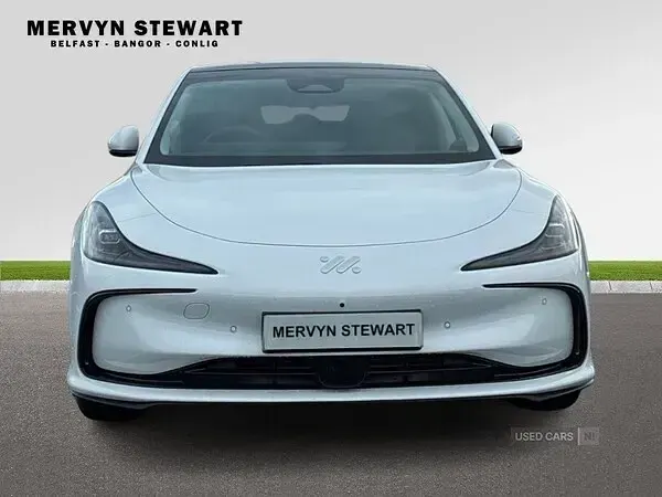 Used MG IM5 216 kW (295 HP) 2026 White Hatchback