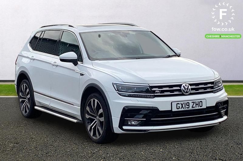 White Used 2018 VW Tiguan Allspace R-line SUV | £21,099 (Fair price) - Image 1/3