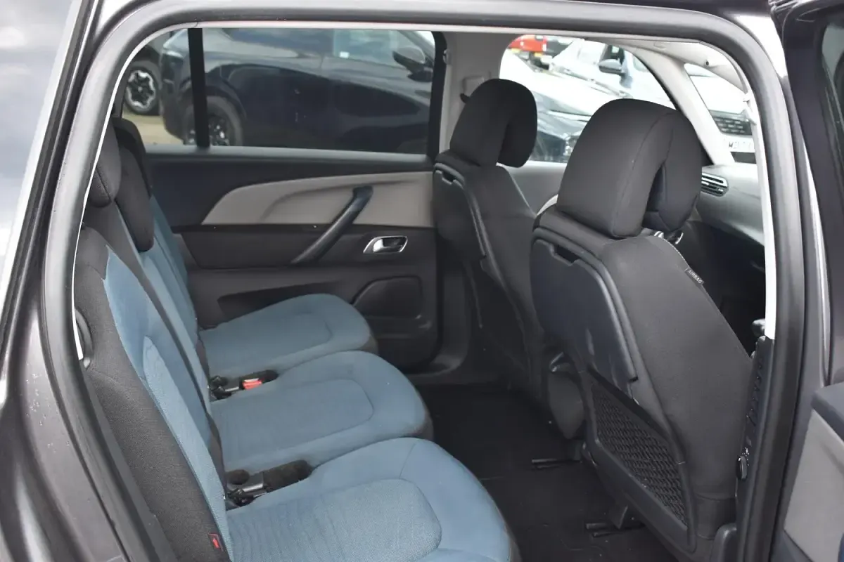 Used Citroën Grand C4 Picasso Feel 130 HP (95 kW) 2019 Grey MPV