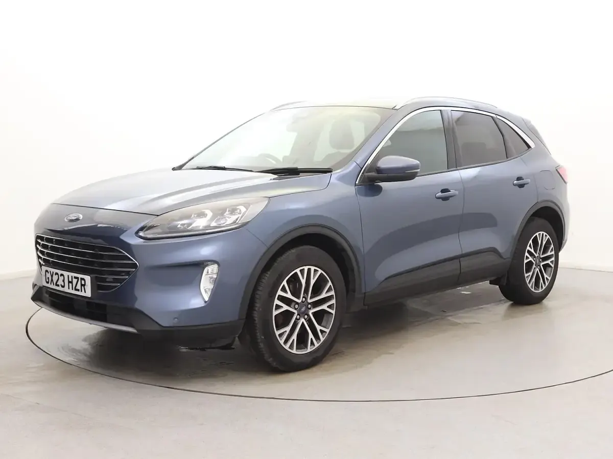 Used Ford Kuga Titanium 150 HP (110 kW) 2023 Blue SUV
