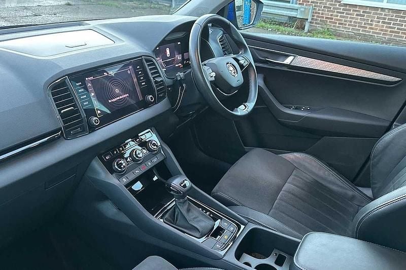 Used Skoda Karoq SE L 85 HP (62 kW) 2022 Energy blue SUV