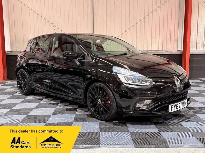 Used Renault Clio IV Trophy 2017 Black Hatchback
